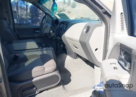 2006 Ford F-150 Lariat/Xlt from USA, damaged, VIN 1FTPW12526KC30230